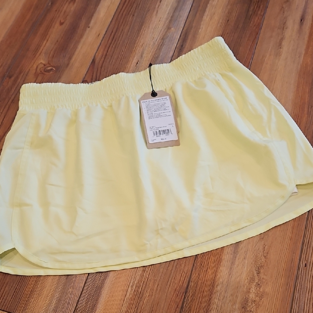 New Prana peak to pavement skort